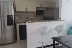 Casa Vacacional en Herradura con piscina privada